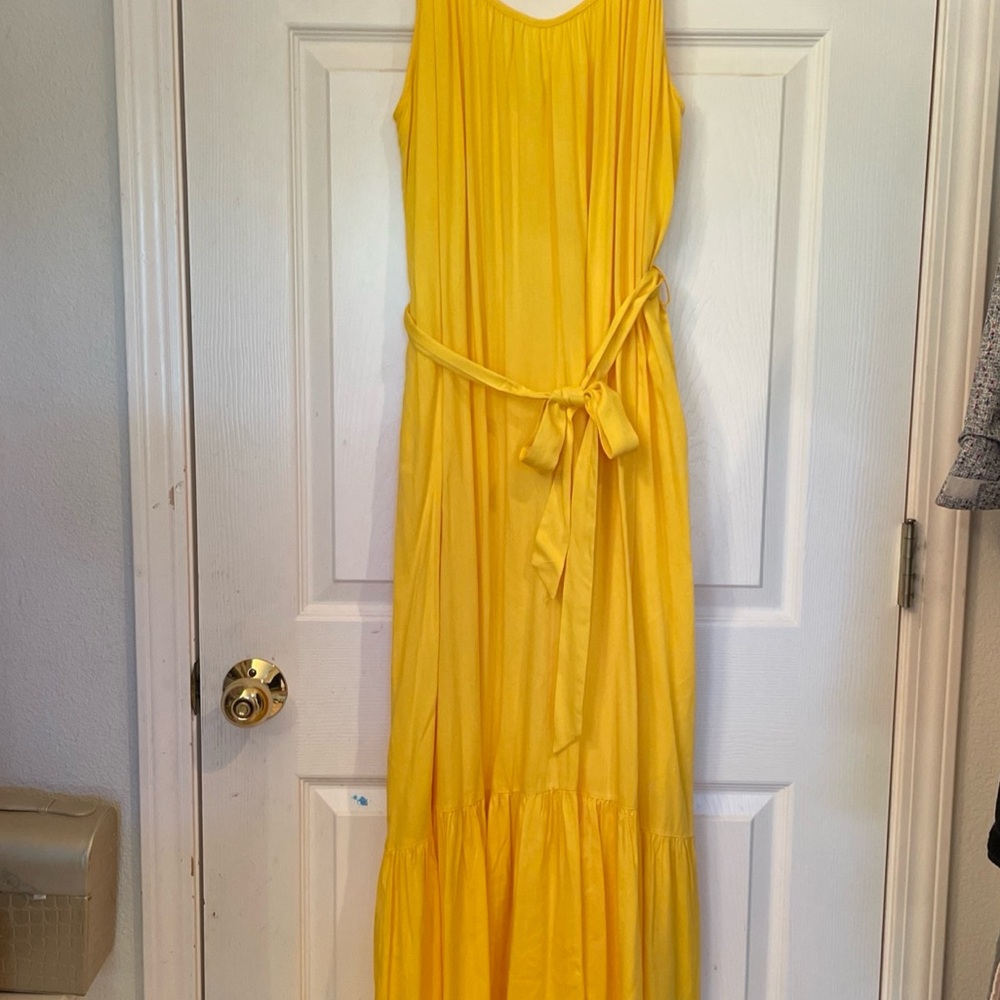 APRICOT Yellow Maxi‎ Dress